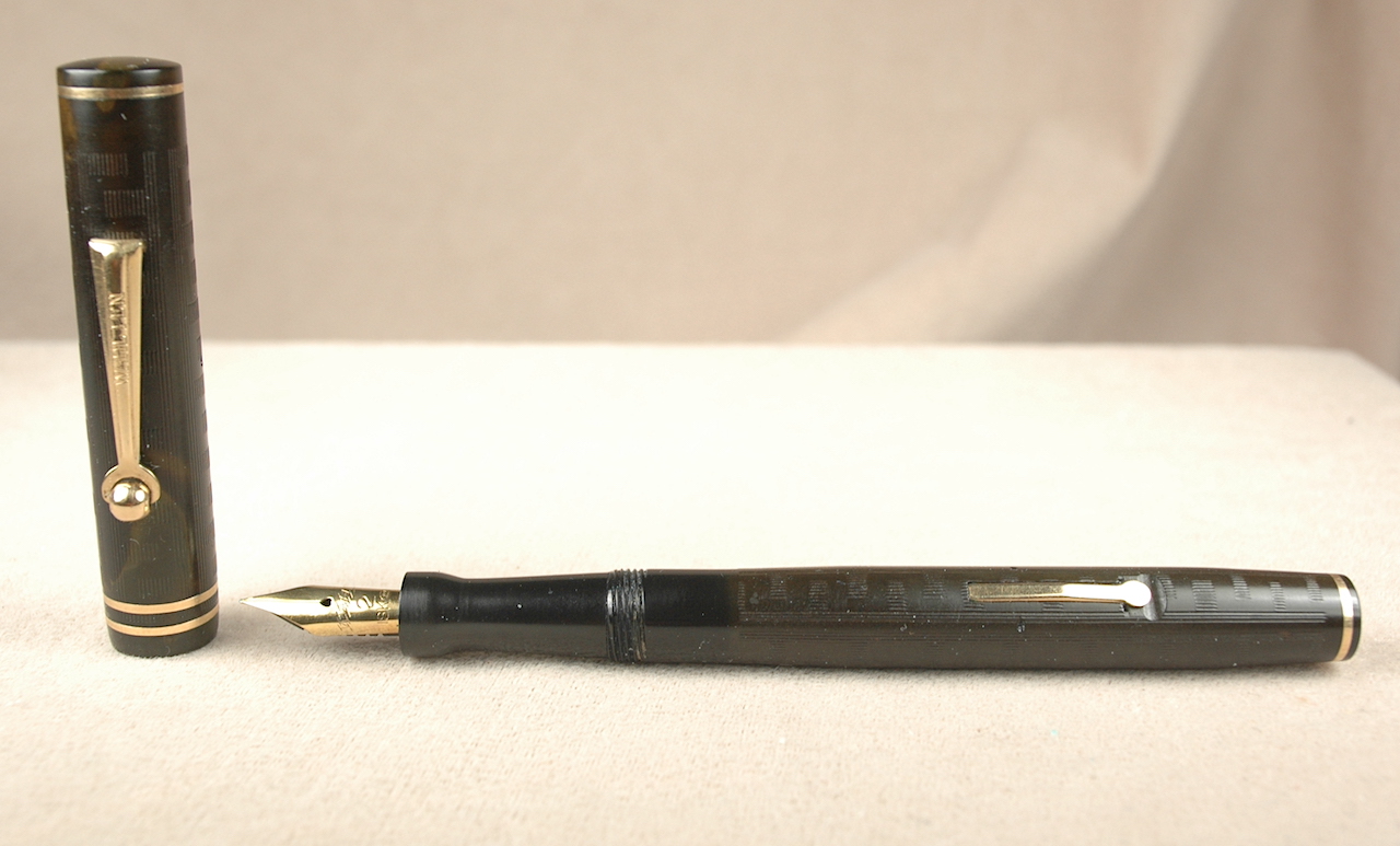 Vintage Pens: 6474: Wahl-Eversharp: Fountain Pen